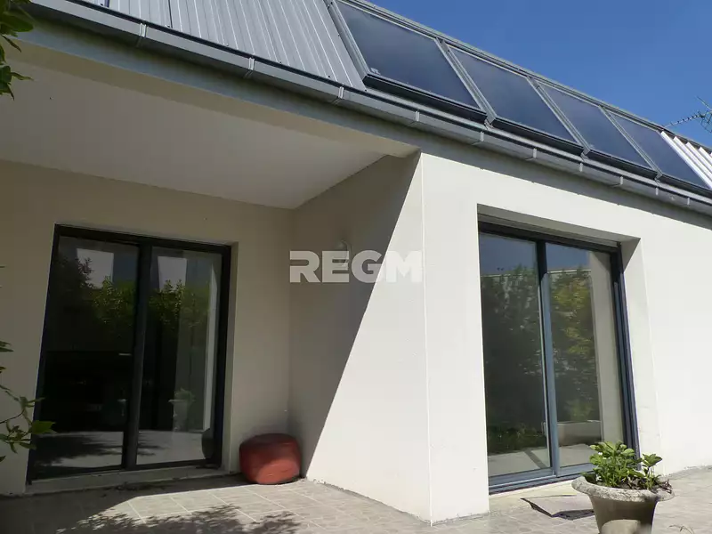 Maison, 77 m²