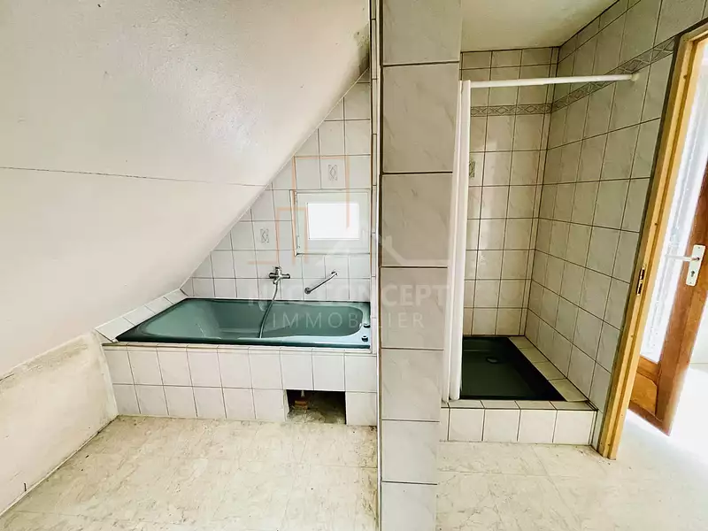 Maison, 121,7 m²