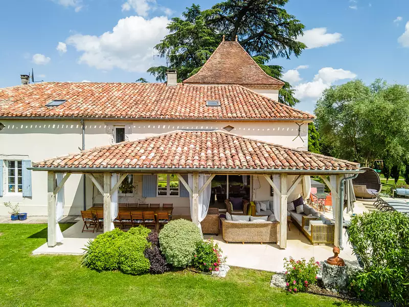 Maison, 530 m²