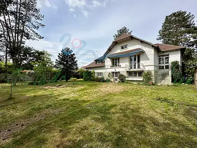 Maison, 266 m²