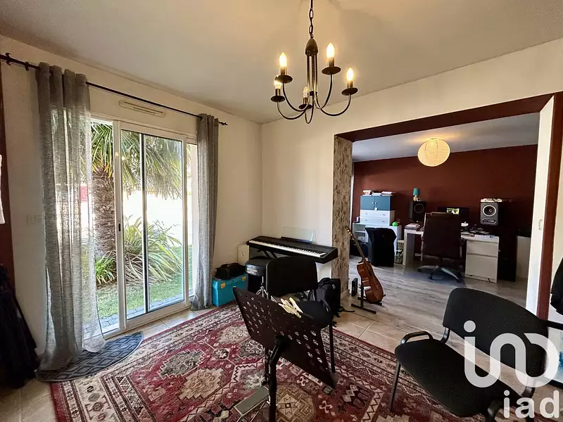 Maison, 182 m²