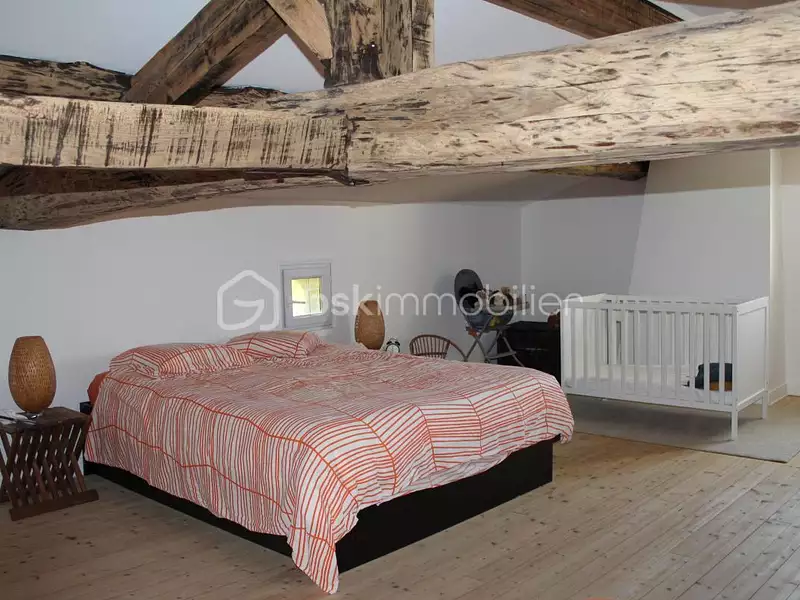 Maison, 230 m²
