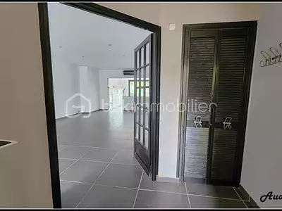 Maison, 247 m²