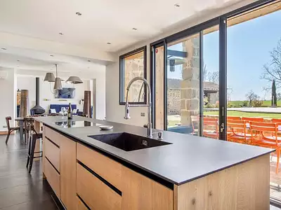 Maison, 270 m²