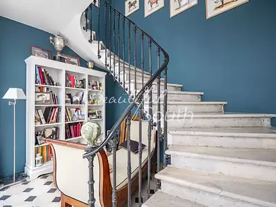 Maison, 350 m²