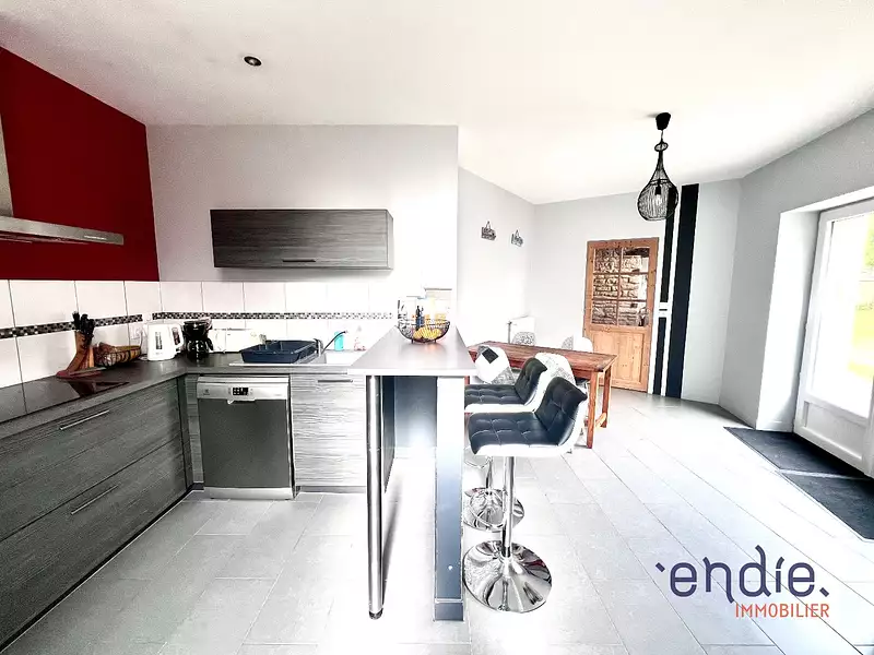 Maison, 143 m²