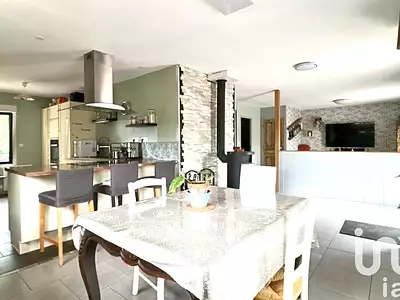 Maison, 122 m²