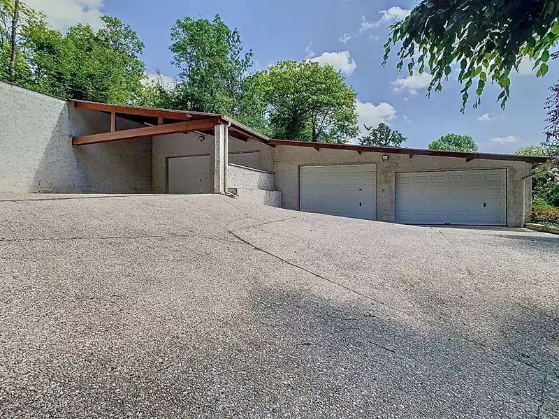 Maison, 180 m²