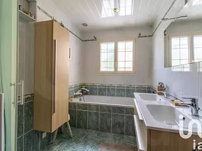 Maison, 141 m²