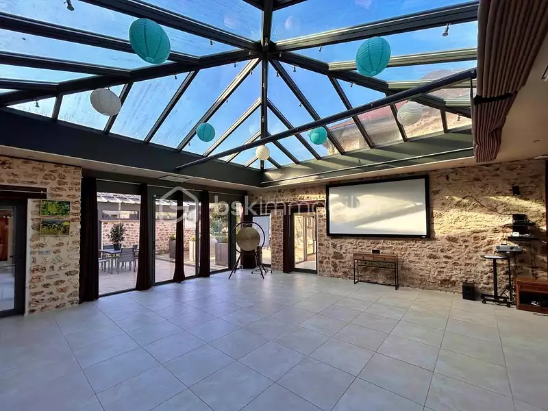 Maison, 785 m²