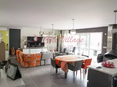 Maison, 182 m²