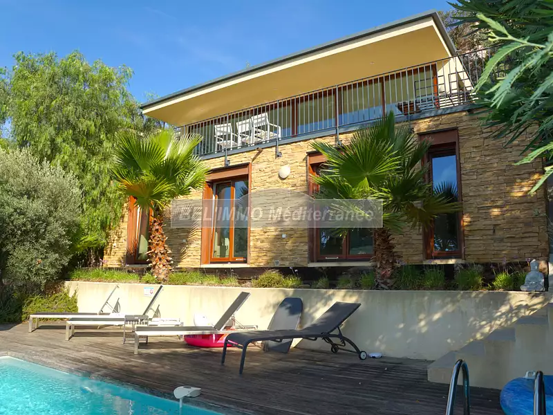 Maison, 300 m²