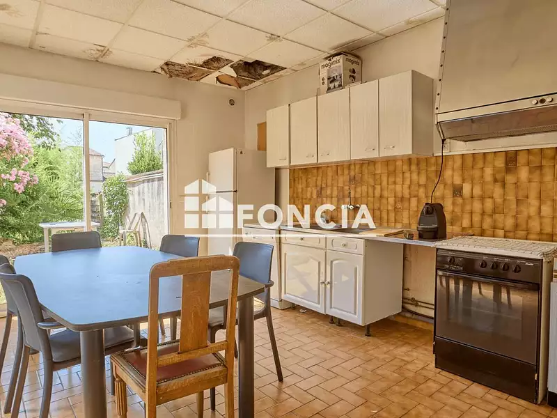 Maison, 265 m²