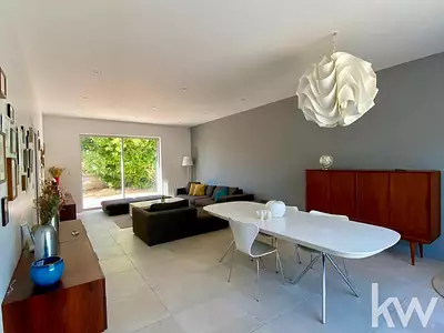 Maison, 240 m²