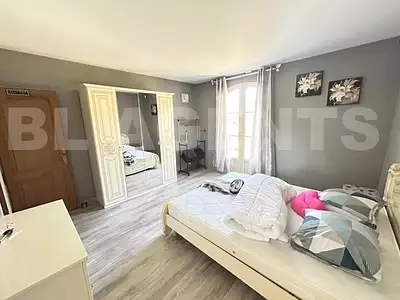 Maison, 320 m²