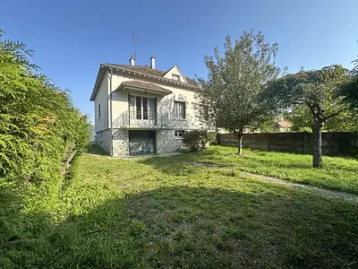 Maison, 179 m²