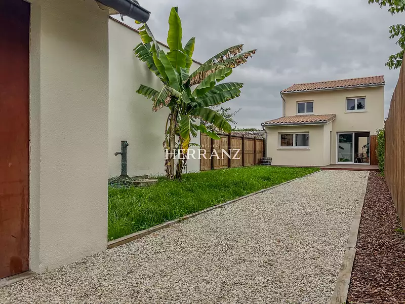 Maison, 87 m²