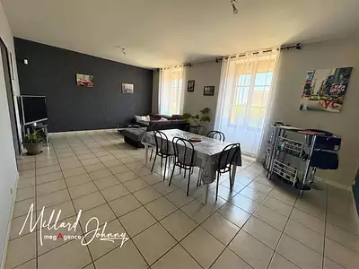 Maison, 220 m²