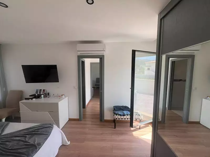 Maison, 144 m²
