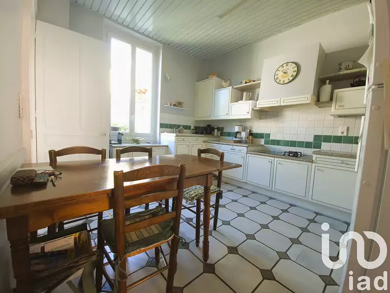 Maison, 238 m²