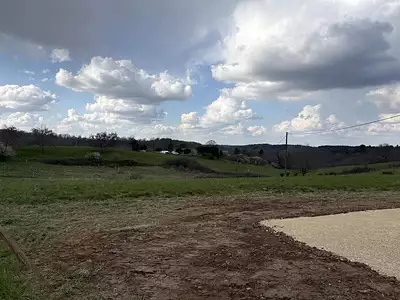 Terrain, 1 296 m²