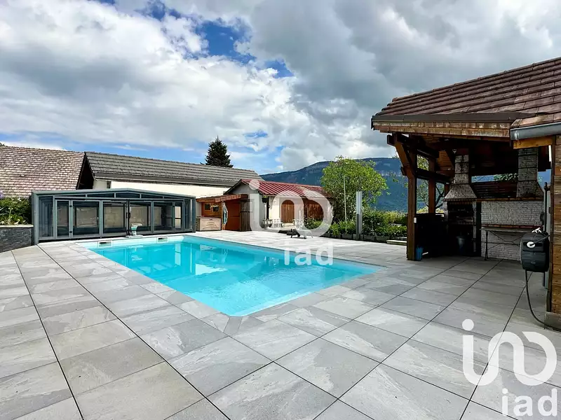 Maison, 248 m²