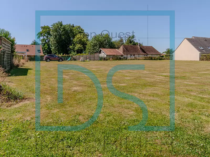 Terrain, 824 m²