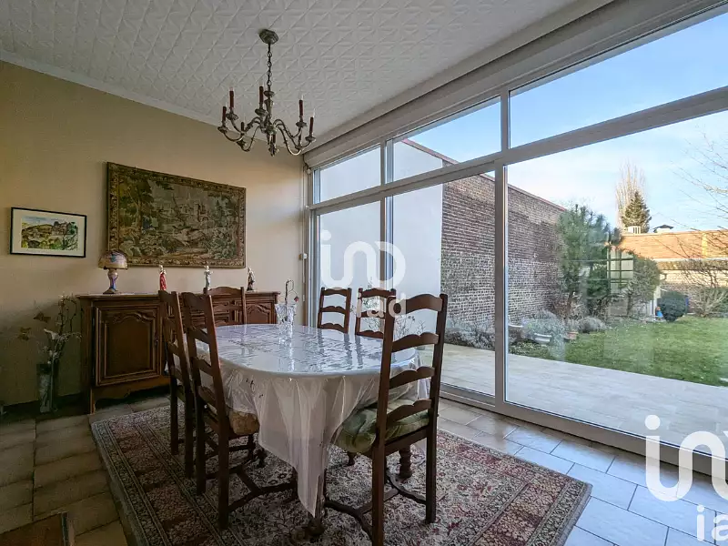 Maison, 215 m²