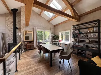 Maison, 240 m²