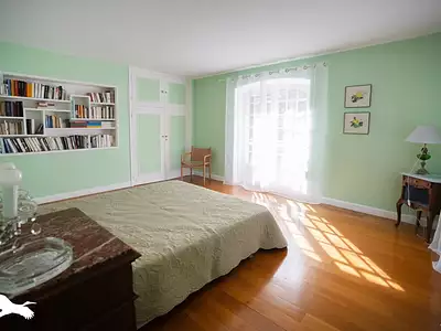 Maison, 560 m²