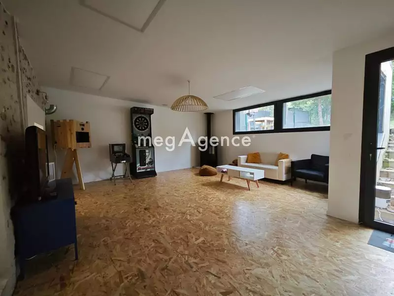 Maison, 158 m²
