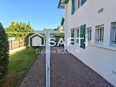 Maison, 185 m²