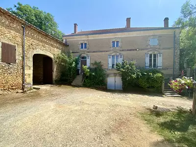 Maison, 386 m²