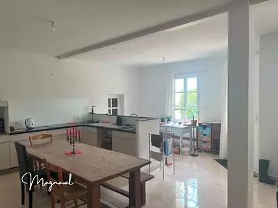 Maison, 217 m²