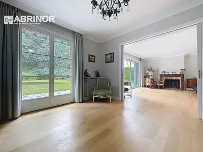 Maison, 200 m²