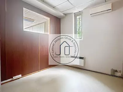 Divers, 164 m²