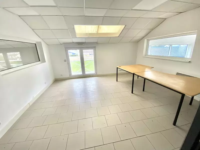 Divers, 380 m²
