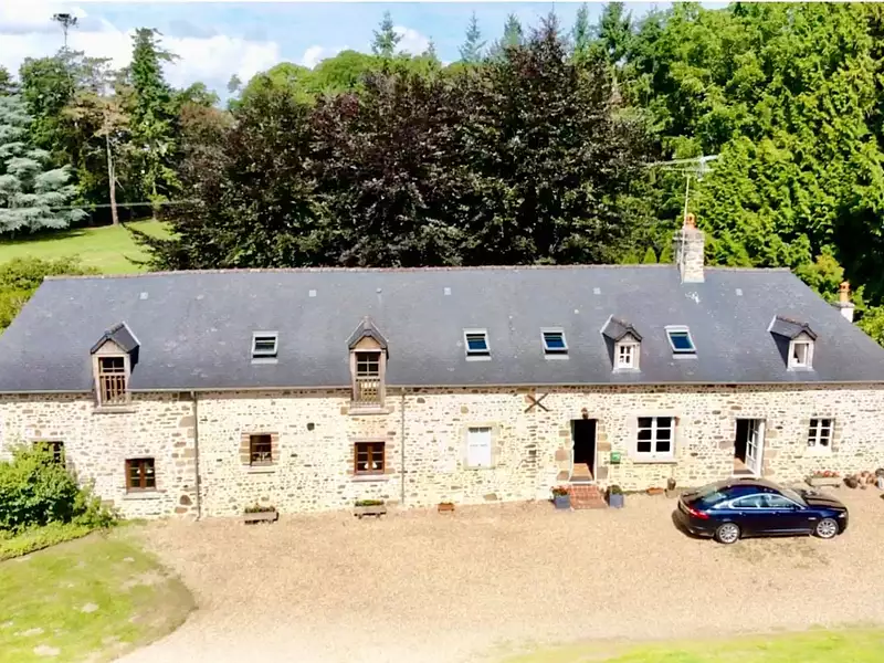 Maison, 222 m²