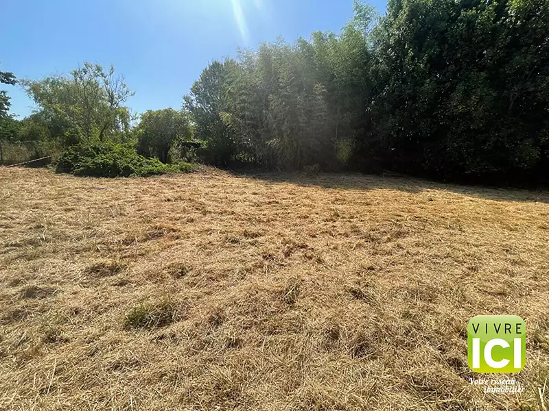 Terrain, 250 m²