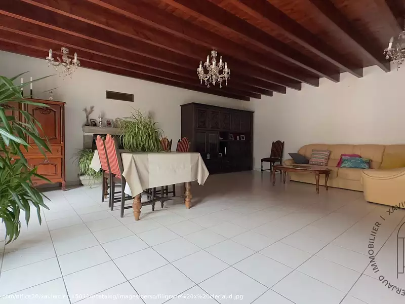 Maison, 170 m²
