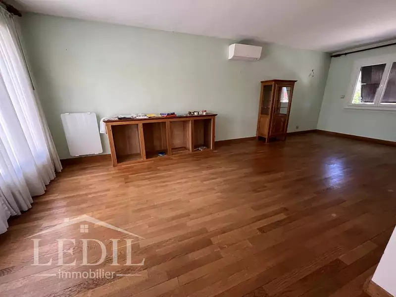 Maison, 140 m²