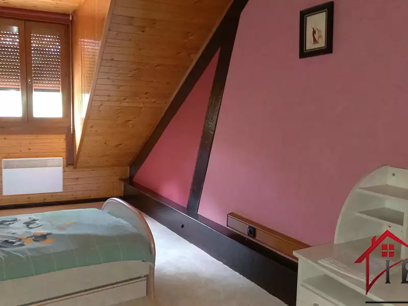 Maison, 242 m²