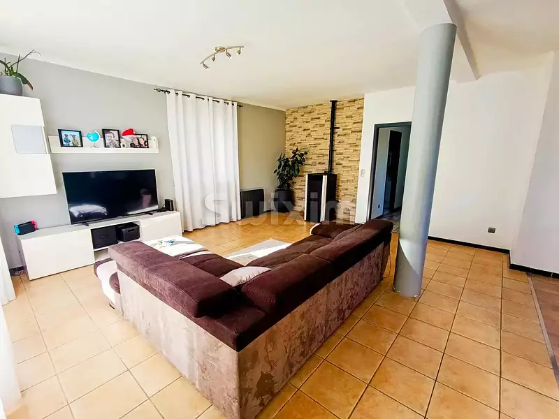 Maison, 225 m²
