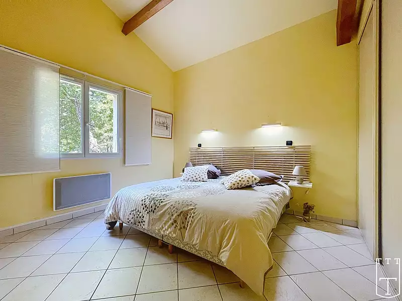 Maison, 204 m²