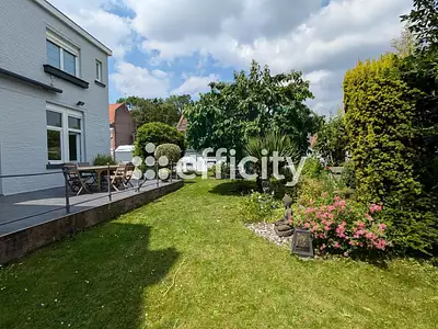Maison, 242 m²