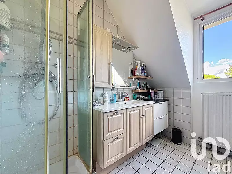 Maison, 227 m²