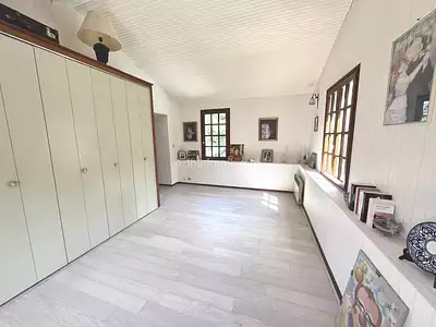 Maison, 185 m²