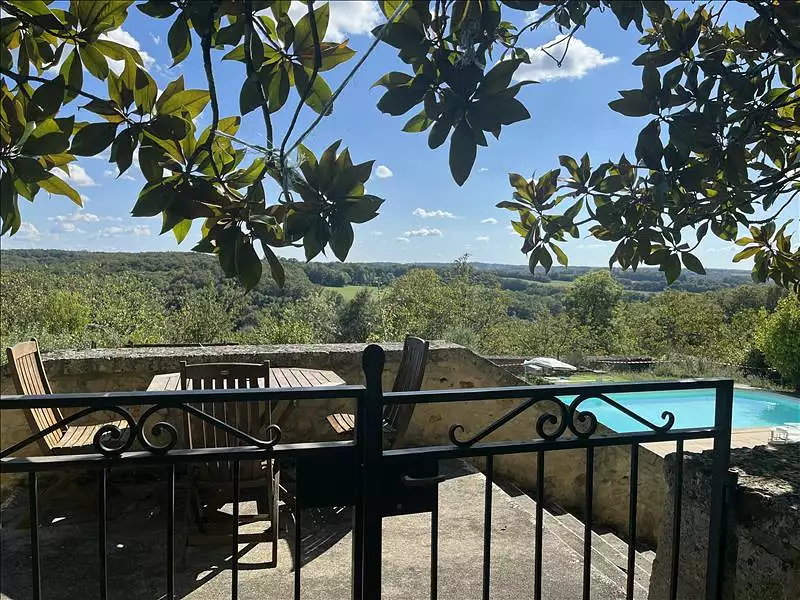 Maison, 587 m²