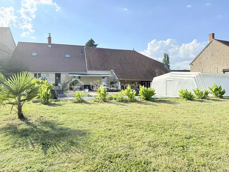 Maison, 160 m²
