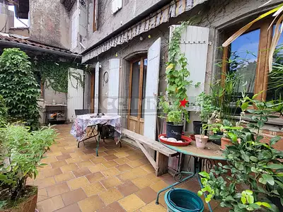Maison, 230 m²